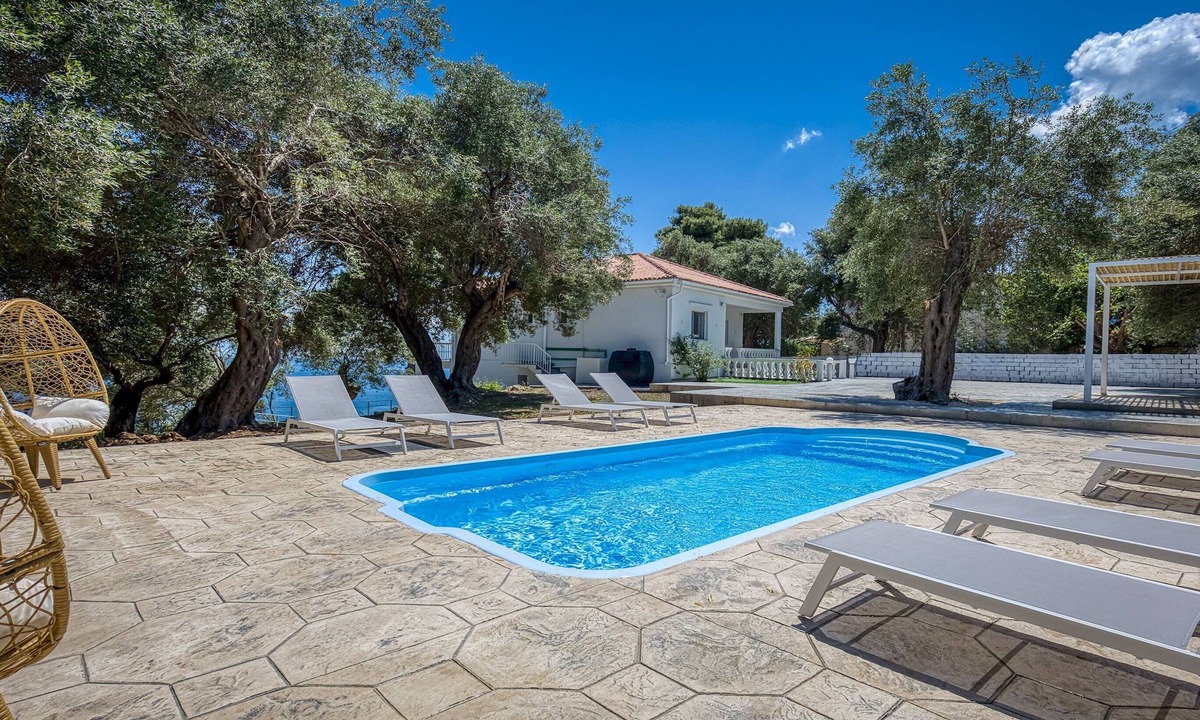 Perama Villa | Villa Ninemia Seaview by Estia