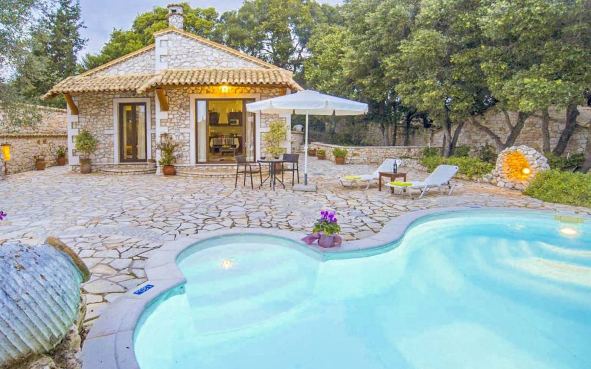 Ieromonachos Villa | Villa Nionios: Large Private Pool, Walk to Beach, Sea Views, A/C, WiFi