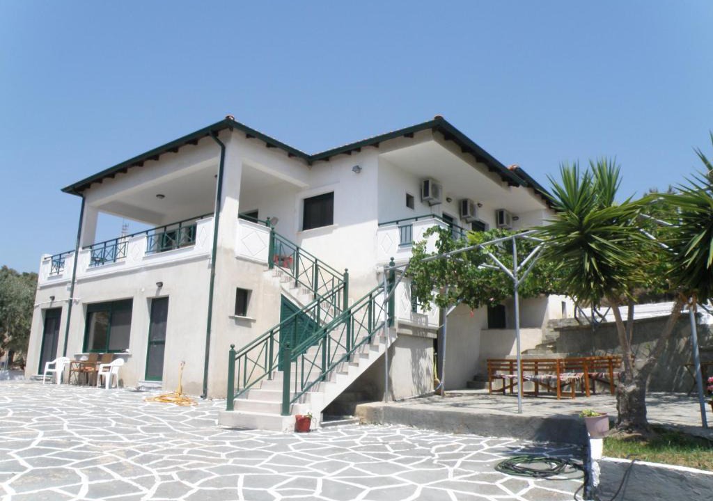 Potos House | Villa Rodia 2 guests