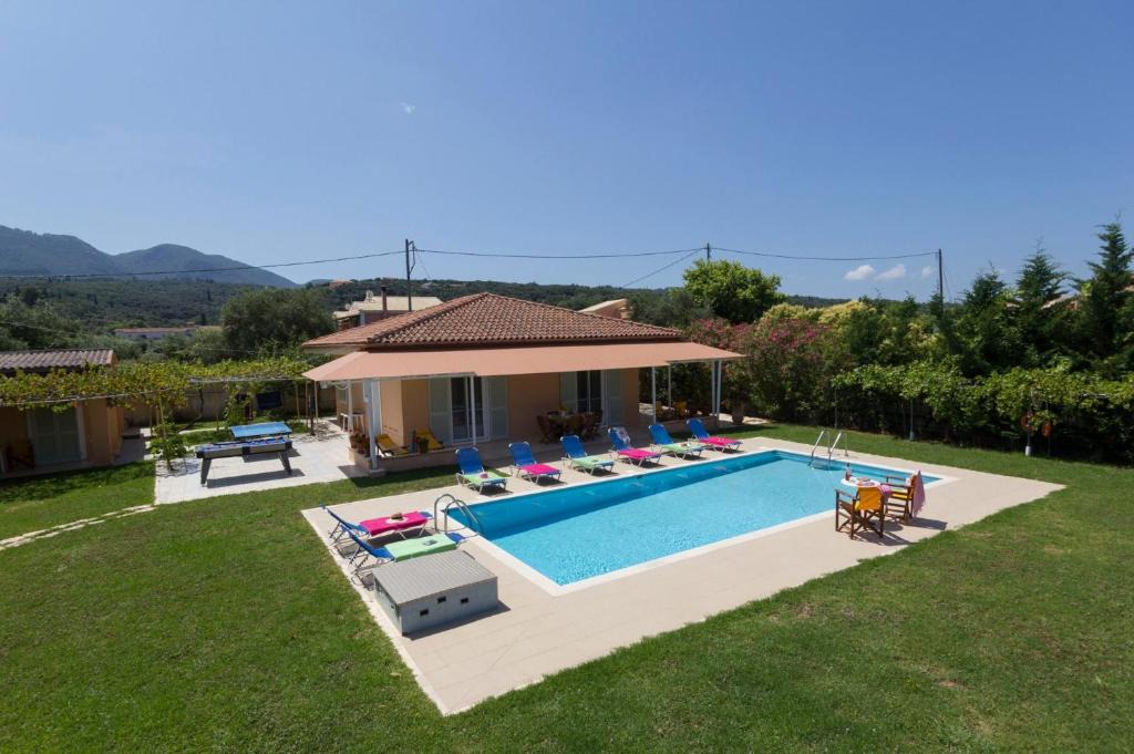 Acharavi Villa | Villa Stafili by Villa Plus