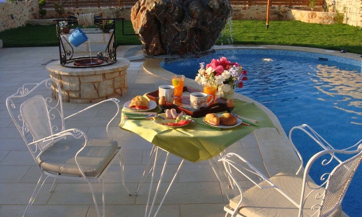 Skotino Villa | Villa Valentine Is Ideal For Romantic Couples And Honeymooners