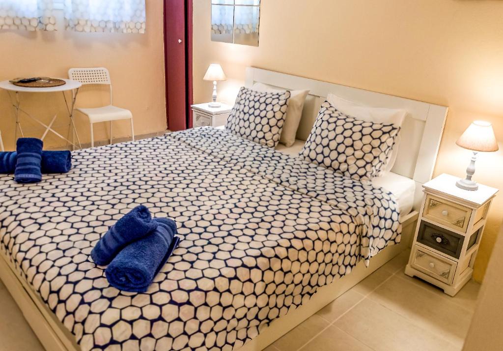 Kinosargous Apartment | Zoe's Studio