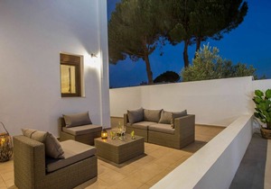 150 m² Villa ∙ 2 bedrooms ∙ 6 guests