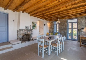 200 m² Villa ∙ 4 bedrooms ∙ 7 guests