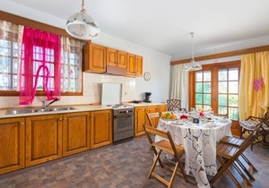3 Bedroom Peaceful Villa - "Villa Marianna B"
