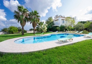 3-bedroom Villa Afroditi