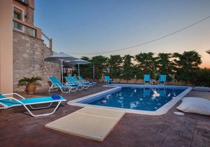 300 m² Villa ∙ 5 bedrooms ∙ 13 guests