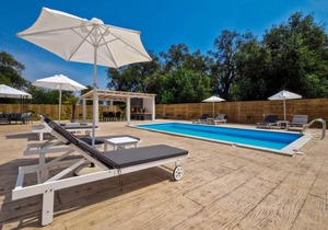 350 m² Villa ∙ 4 bedrooms ∙ 12 guests