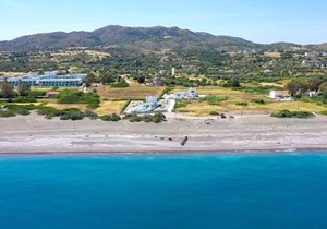 Aegean Horizon Beachfront Villas