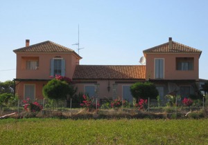 Alekos Beach Houses-Natura Rossa
