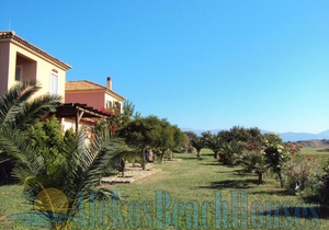 Alekos Beach Houses-Natura Gialla