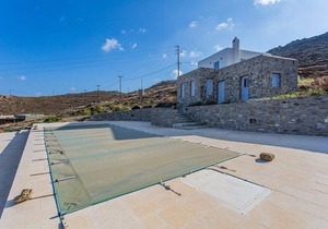 An Amazing Stone Villa-A in Serifos