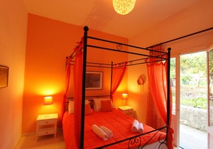 ANGELIKI APARTMENT, IDEAL FOR COUPLES AND FAMILIES