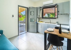 Apartments Katerina by the Sea (Apt.2)