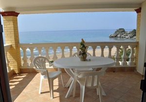 Beachfront House Tolis - Pelekas Beach