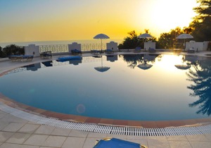 Beautiful Holiday Apartments Maria with pool - Agios Gordios Beach