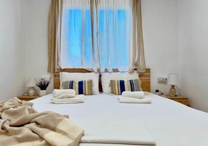 Bright & Spacious Apartment in Kos Town, Near the Beach - No 3