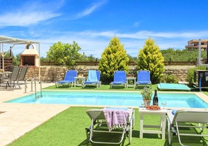 Casa Melia Heated Pool