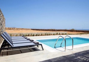 Cato Agro 1, Seafront Villa with Private Pool