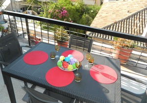 Charming 1BD apartment in Plaka, large terrace, views