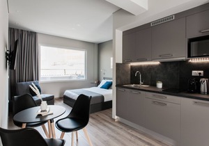 Classy 1BR Apartment at WYZ Athens
