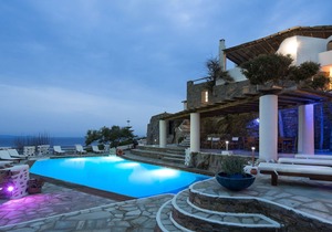 Daphne | 1 Bedroom Sea View Apartment - sharing terrace