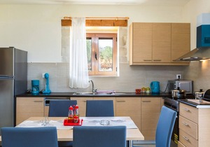 Dimokritos Villa II, a homestay experience