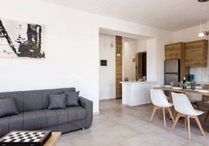 Dimokritos Villa IV, a homestay experience