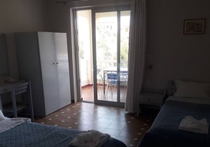 Drossia # 3 - One Bedroom Apartment, Sleeps 4