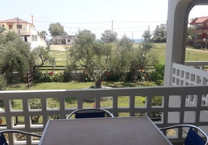 Drossia # 4 - One Bedroom Apartment, Sleeps 4