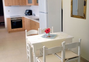 Elegant Apartment Close To The Beach