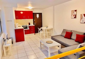 Elvita Apartments