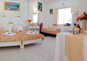 Evli ,,Luxury self catering apartments 7minutes walk down to center of Rethymno