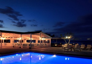 Galazio Kima Apartments - Bougainvillea Top Floor Suite 9
