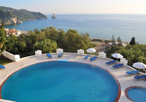 Holiday Apartments Maria with pool and Amazing view - Agios Gordios Beach