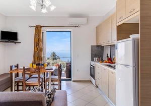 Holiday Apartment 'Apartment 2' with Sea View, Shared Pool & Wi-Fi
