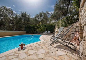 Holiday house Longos for 1 - 6 persons with 3 bedrooms - Holiday home