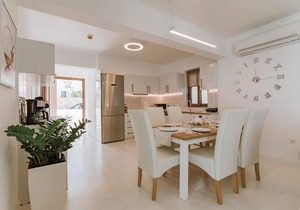 Holiday house Gennadi for 1 - 6 persons with 3 bedrooms - Holiday house