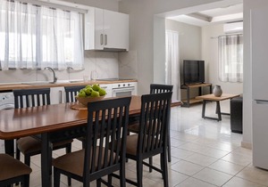 Holiday house Kremasti for 1 - 6 persons with 2 bedrooms - Holiday apartment in one or multi-family