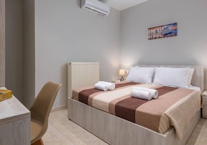 Holiday house Kremasti for 1 - 6 persons with 2 bedrooms - Holiday apartment in one or multi-family