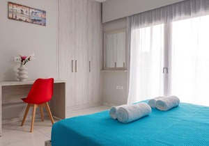 Holiday house Kremasti for 1 - 6 persons with 2 bedrooms - Holiday apartment in one or multi-family