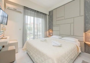 Hotel George