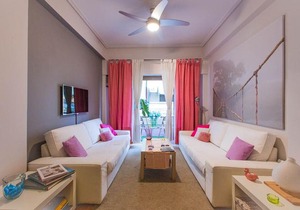 Inspired Townhouse Bright, Chic & Cozy