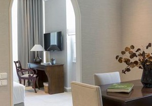 Kefalari Suites