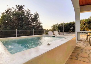 Kirki's Cozy Getaway - Paxoi Getaway w/Jacuzzi
