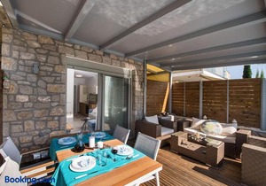Lefkas Villas