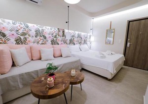 Loutraki Pinky Pearl