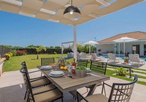 Madini Luxury Villa 2.1