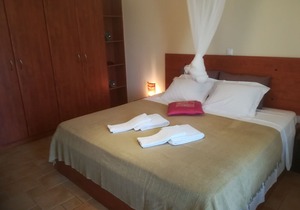 Marathon Beachside Villa 1'min. from Schinias beach
