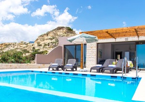 Mary 1 Waterfront villa, Private pool, South Crete